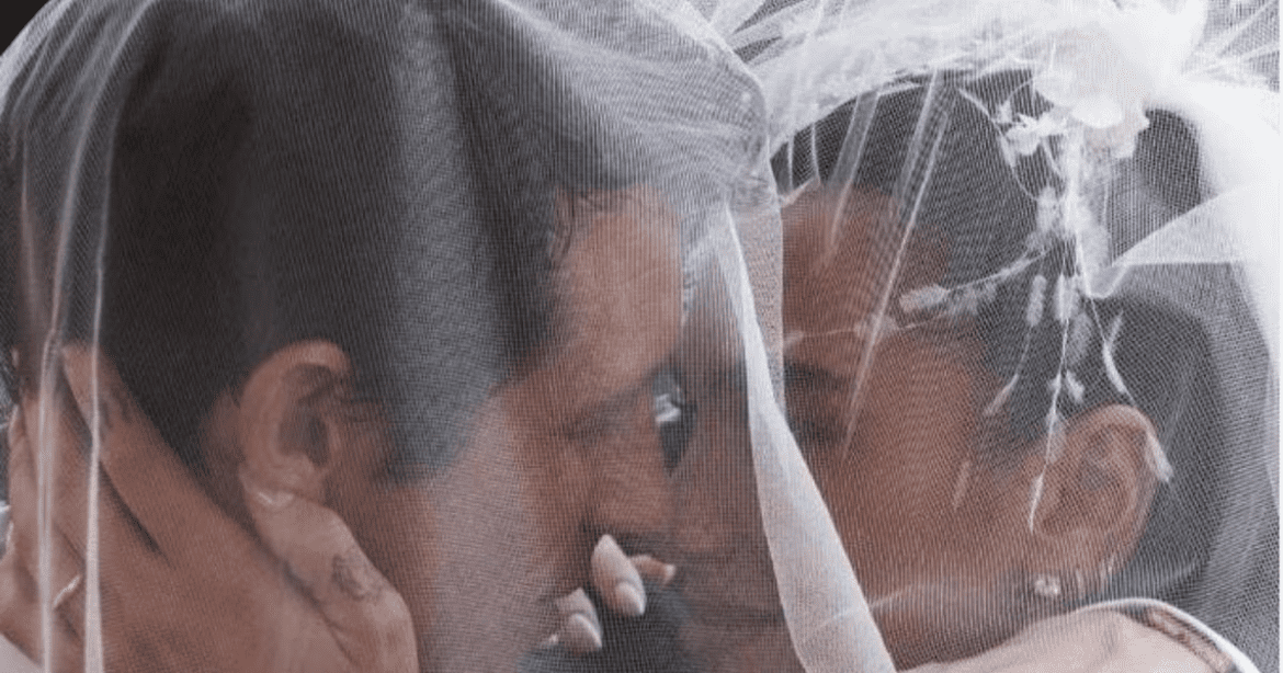Dua Lipa e Callum Turner, le nuove foto del matrimonio in Sicilia