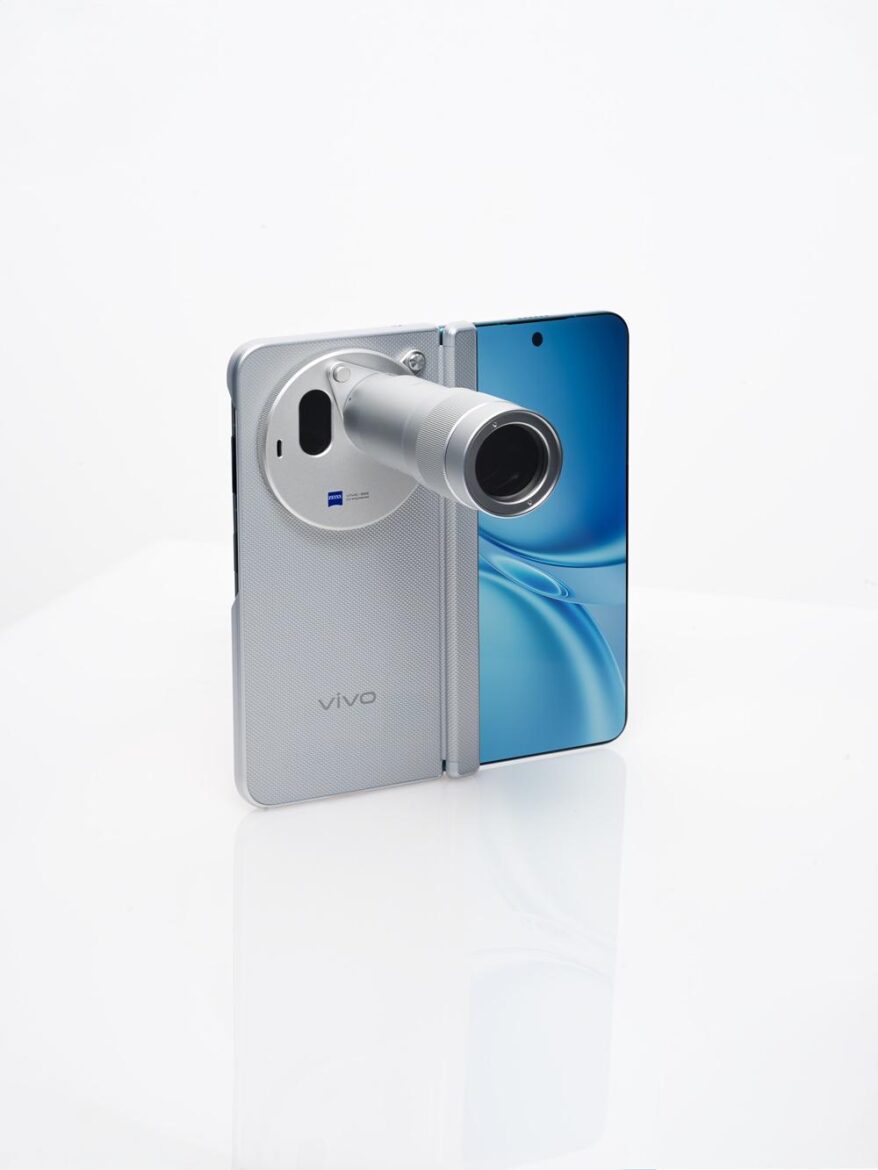 vivo annuncia lo smartphone pieghevole X Fold6 e il prossimo debutto in Europa