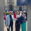 BigMama si è laureata, il tenero gesto per la mamma dopo il traguardo