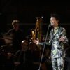Mika incanta Spoleto, standing ovation in Piazza Duomo al Festival dei Due Mondi
