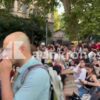 Cinema, piazza San Cosimato a Roma già strapiena per Roberto De Niro