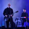Interpol, a Bologna l’eleganza dark che rifiuta la nostalgia: il racconto del concerto